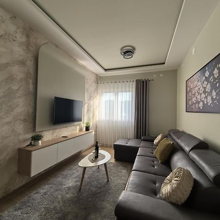 Sunny Hill - Parking - Fenced Garden - Luxury Loft Apartment Kotor Exterior photo